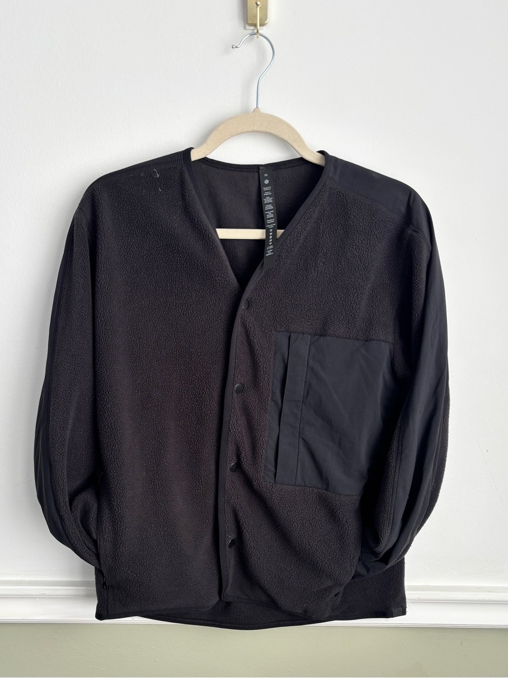 Women’s Lululemon Black Snap-Front Fleece Jacket with Chest Pocket- Size XS